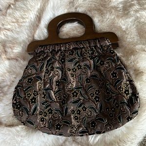Vintage handbag with beading and wood handle